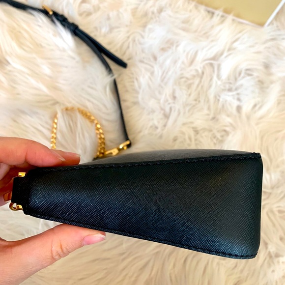 NWT Michael Kors Convertible Crossbody - Picture 6 of 9